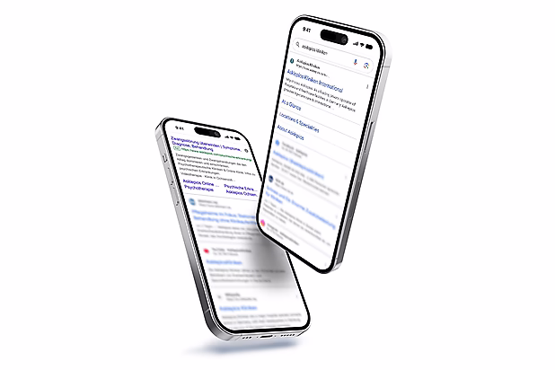 Zwei Smartphones zeigen Suchergebnisse zu einem psychologischen Thema, darunter Informationen über Zwangserkrankungen und Behandlungen.